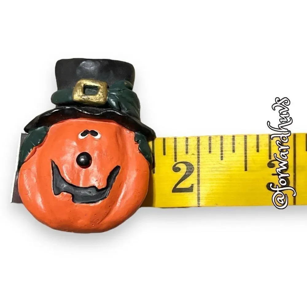 Halloween Pumpkin Jack-O-Lantern Brooch